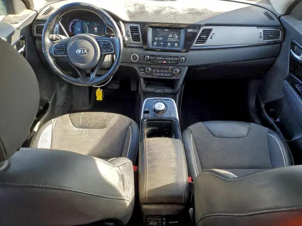 KNDCC3LG6K5021889 2019 KIA NIRO - Image 8