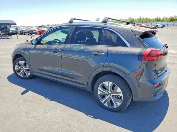 KNDCC3LG6L5072861 2020 KIA NIRO - Image 2