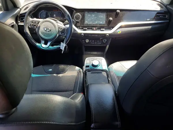 KNDCC3LG6L5072861 2020 KIA NIRO - Image 8