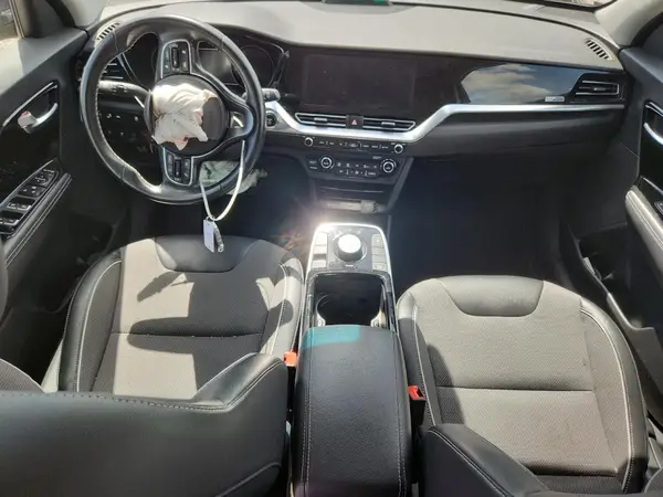 KNDCC3LG6N5132348 2022 KIA NIRO - Image 8