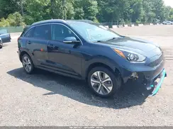 KNDCC3LG6N5141924 2022 KIA NIRO