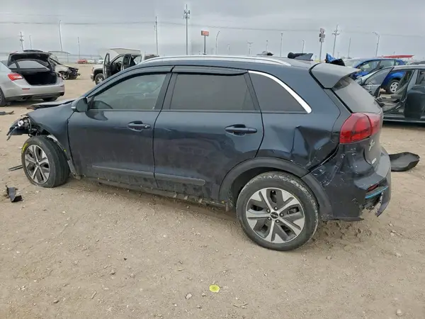 KNDCC3LG6N5145424 2022 KIA NIRO - Image 2
