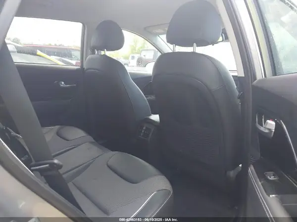 KNDCC3LG6N5156052 2022 KIA NIRO - Image 8