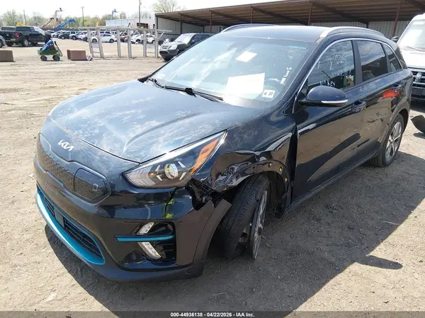 KNDCC3LG6N5159596 2022 KIA NIRO - Image 2