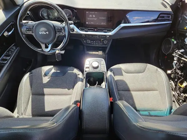 KNDCC3LG6N5159744 2022 KIA NIRO - Image 8