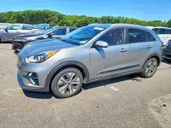 KNDCC3LG6N5159775 2022 KIA NIRO