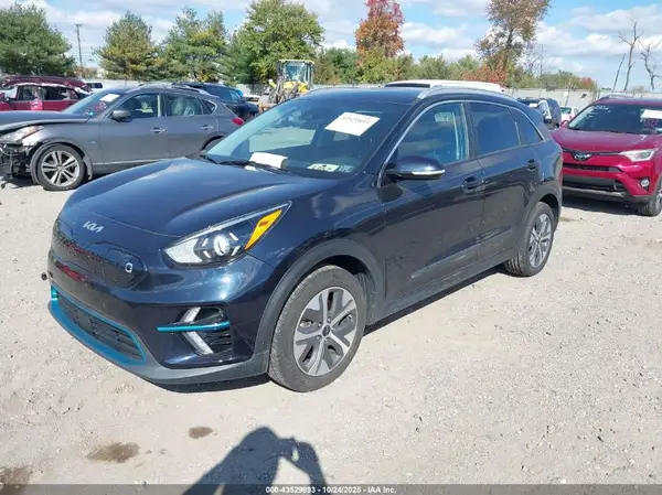 KNDCC3LG6N5160411 2022 KIA NIRO - Image 2