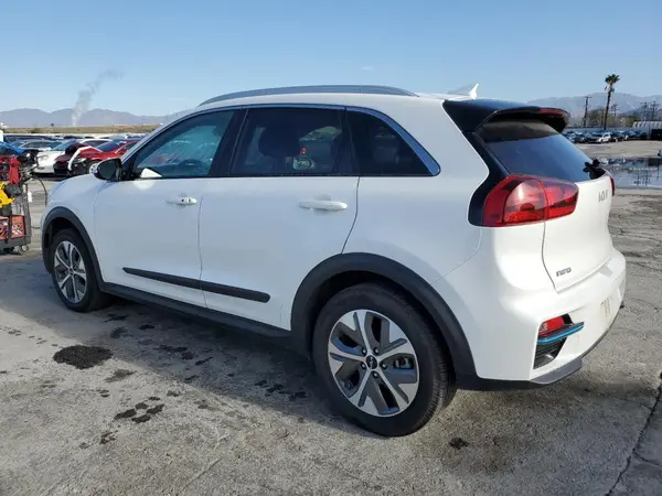 KNDCC3LG6N5160845 2022 KIA NIRO - Image 2