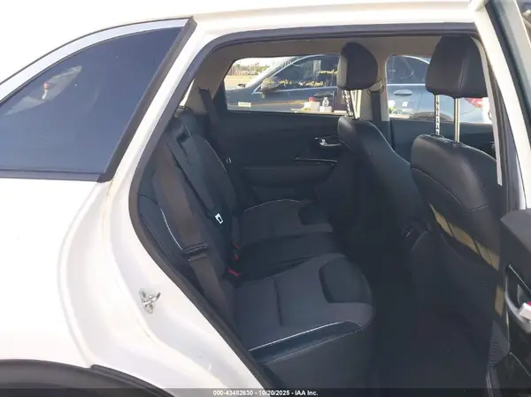 KNDCC3LG6N5160862 2022 KIA NIRO - Image 8