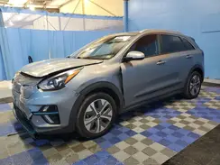 KNDCC3LG6N5161185 2022 KIA NIRO
