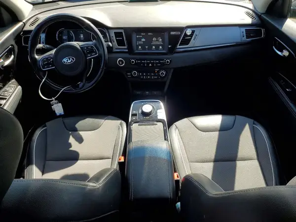 KNDCC3LG7K5021982 2019 KIA NIRO - Image 8