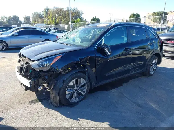 KNDCC3LG7L5047385 2020 KIA NIRO - Image 2