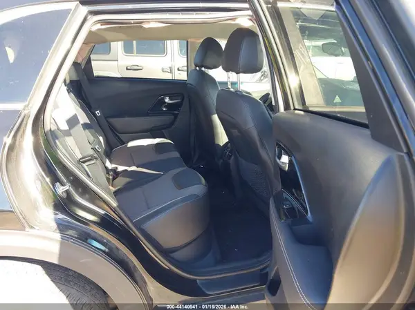 KNDCC3LG7L5047385 2020 KIA NIRO - Image 8