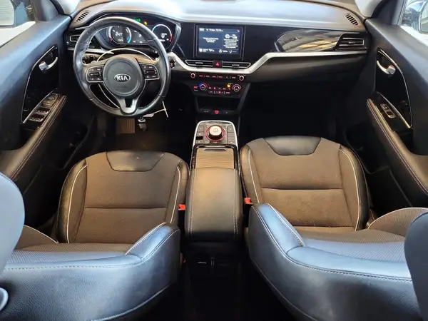 KNDCC3LG7L5061299 2020 KIA NIRO - Image 8
