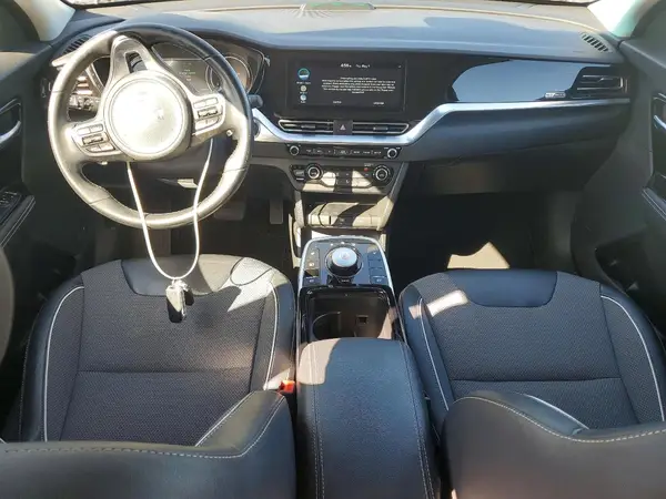 KNDCC3LG7N5116935 2022 KIA NIRO - Image 8