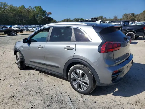 KNDCC3LG7N5121925 2022 KIA NIRO - Image 2