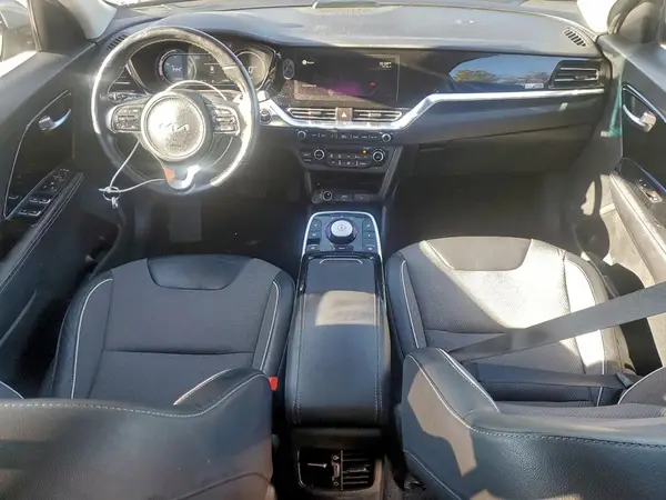 KNDCC3LG7N5124758 2022 KIA NIRO - Image 8