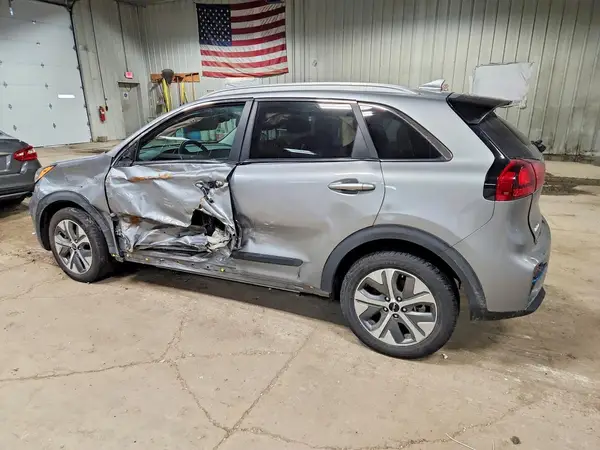 KNDCC3LG7N5150535 2022 KIA NIRO - Image 2