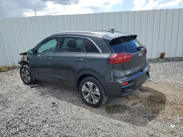 KNDCC3LG7N5160594 2022 KIA NIRO - Image 2