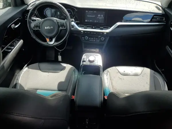 KNDCC3LG7N5160594 2022 KIA NIRO - Image 8
