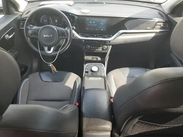 KNDCC3LG7N5160871 2022 KIA NIRO - Image 8
