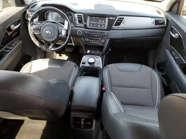 KNDCC3LG8K5024261 2019 KIA NIRO - Image 8
