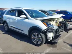 KNDCC3LG8L5040753 2020 KIA NIRO