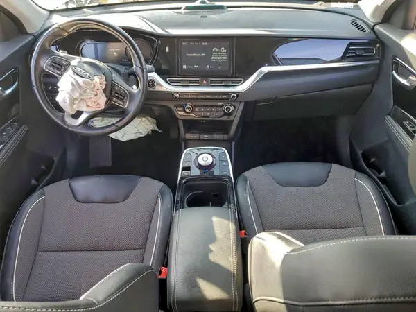 KNDCC3LG8L5061246 2020 KIA NIRO - Image 8