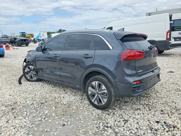 KNDCC3LG8L5062963 2020 KIA NIRO - Image 2