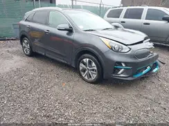 KNDCC3LG8L5063238 2020 KIA NIRO