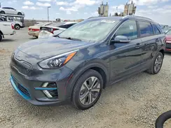 KNDCC3LG8L5070593 2020 KIA NIRO