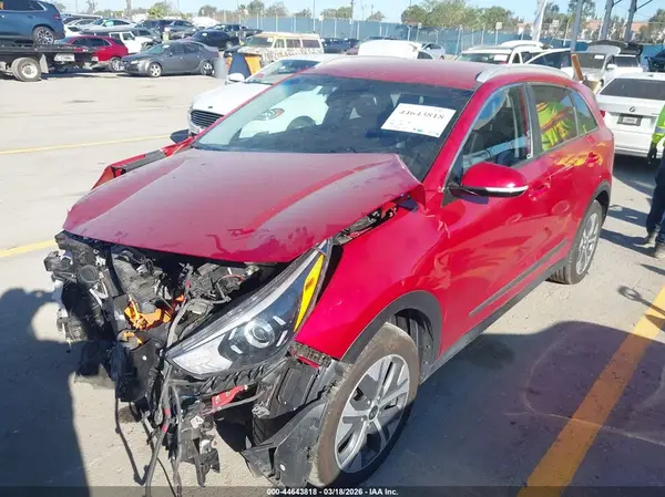 KNDCC3LG8M5098590 2021 KIA NIRO - Image 2