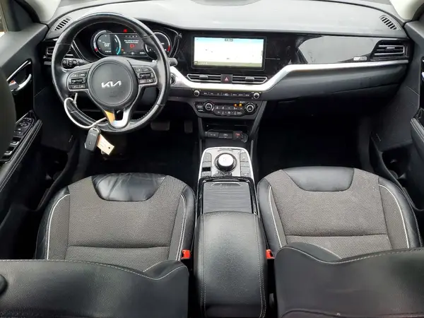 KNDCC3LG8N5132092 2022 KIA NIRO - Image 8