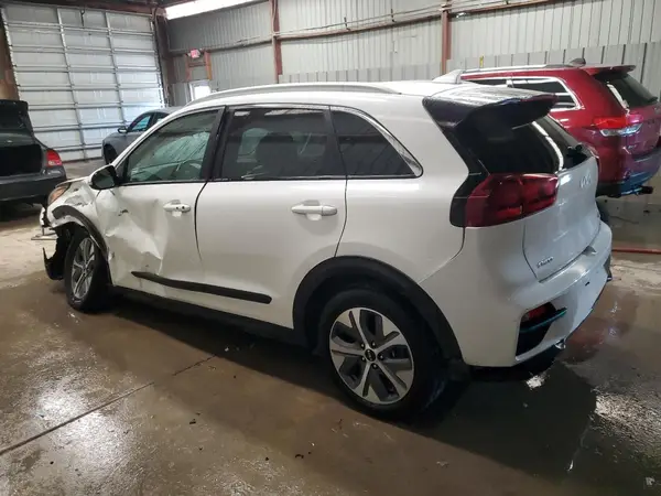 KNDCC3LG8N5132240 2022 KIA NIRO - Image 2
