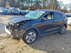 KNDCC3LG8N5149717 2022 KIA NIRO