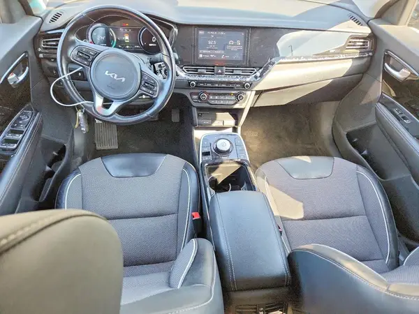 KNDCC3LG8N5159759 2022 KIA NIRO - Image 8
