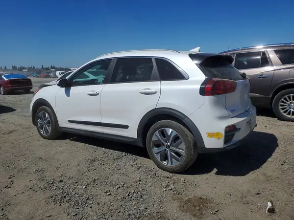 KNDCC3LG8N5159826 2022 KIA NIRO - Image 2