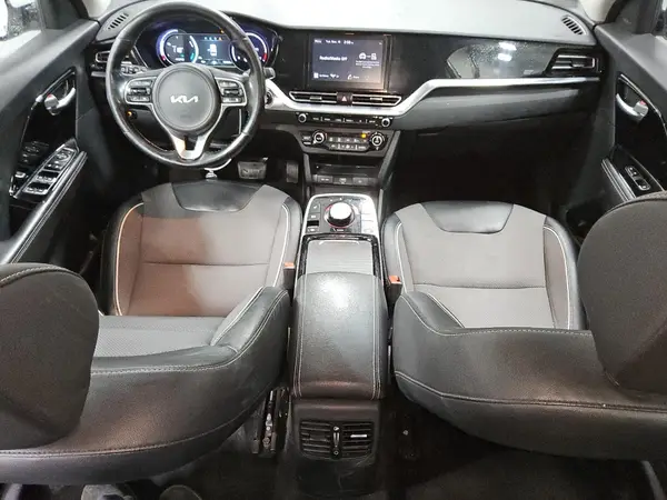 KNDCC3LG8N5159860 2022 KIA NIRO - Image 8