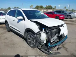 KNDCC3LG8N5160250 2022 KIA NIRO