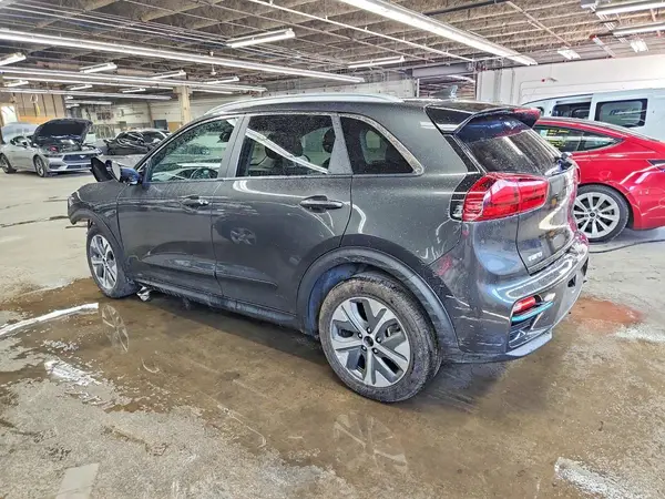 KNDCC3LG8N5160328 2022 KIA NIRO - Image 2