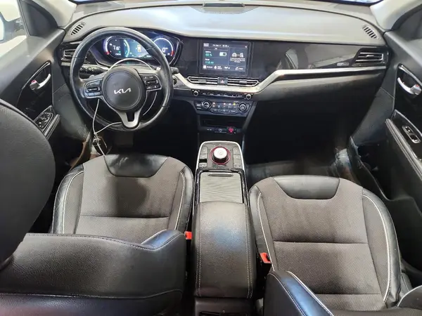 KNDCC3LG8N5161009 2022 KIA NIRO - Image 8