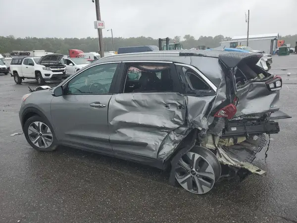 KNDCC3LG8N5161110 2022 KIA NIRO - Image 2