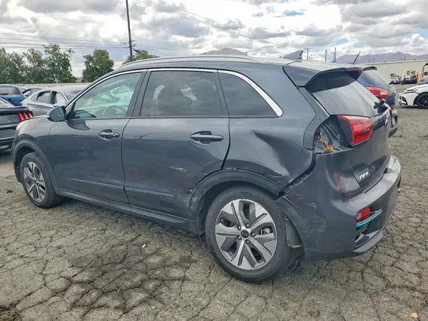 KNDCC3LG9K5017674 2019 KIA NIRO - Image 2