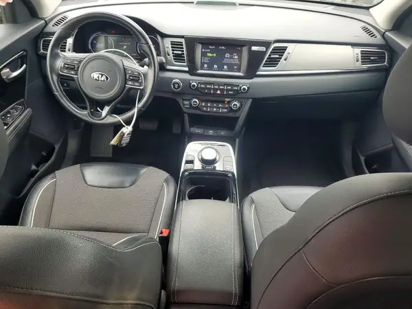 KNDCC3LG9K5017674 2019 KIA NIRO - Image 8