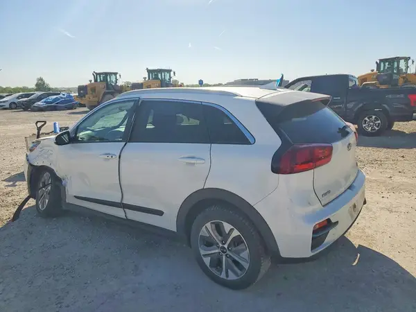 KNDCC3LG9L5040227 2020 KIA NIRO - Image 2