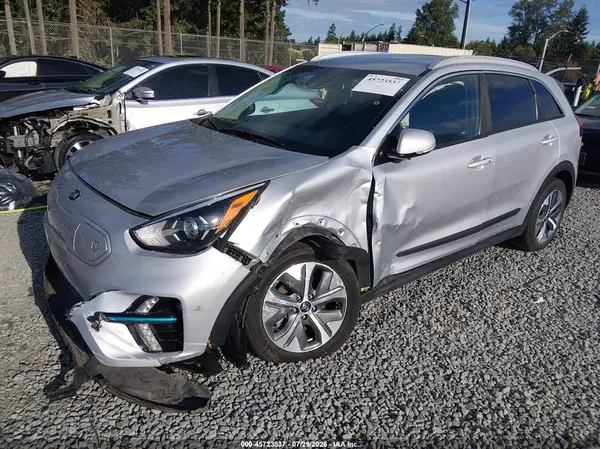 KNDCC3LG9L5062793 2020 KIA NIRO - Image 2