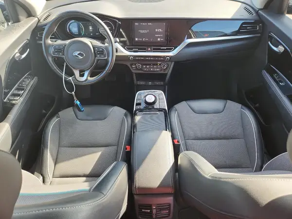 KNDCC3LG9M5107622 2021 KIA NIRO - Image 8