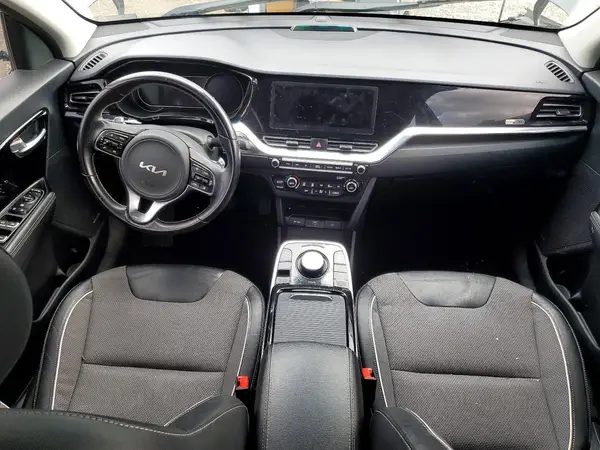 KNDCC3LG9N5116936 2022 KIA NIRO - Image 8