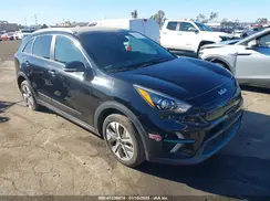 KNDCC3LG9N5138595 2022 KIA NIRO