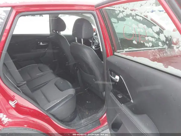 KNDCC3LG9N5142582 2022 KIA NIRO - Image 8